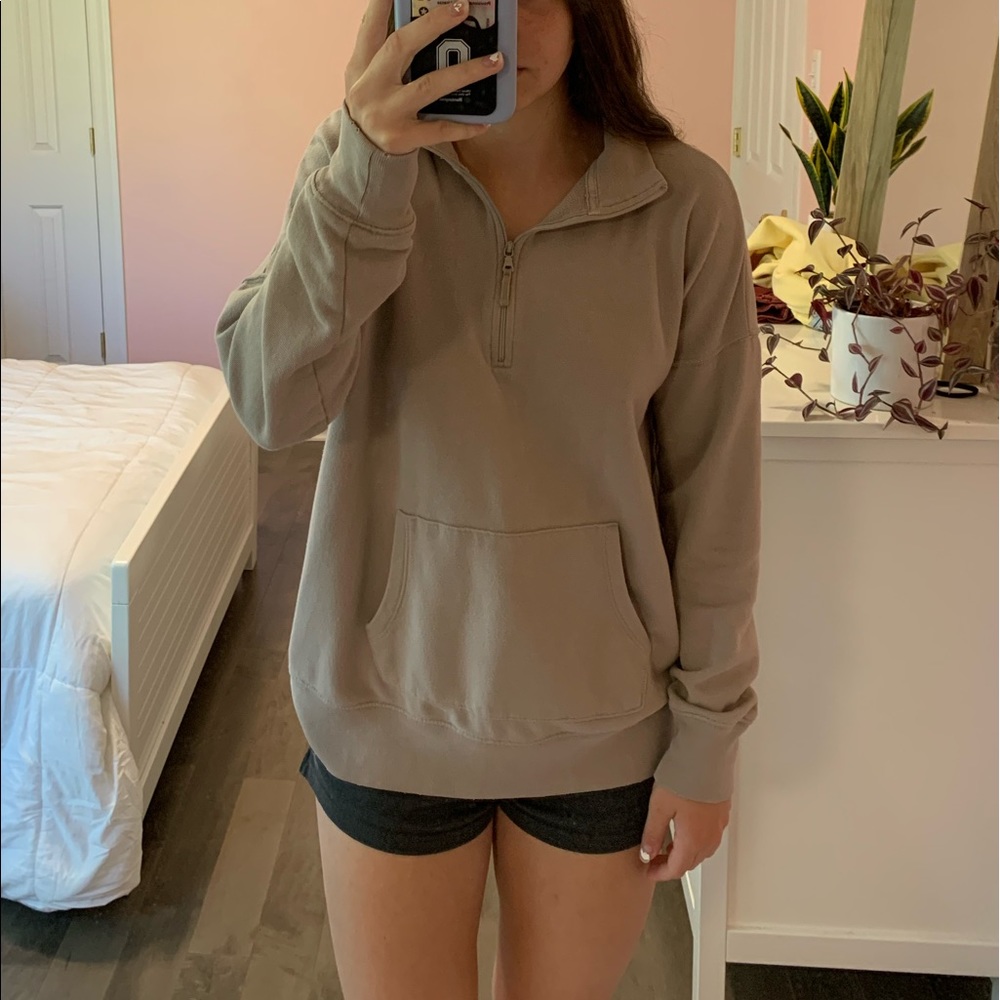 AE Quarter Zip